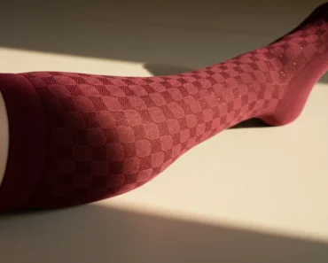 Styling Compression Stockings: Fashionable Ways to Wear Them Daily Styling Compression Stockings: Fashionable Ways to Wear Them Daily