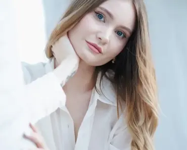 7 Ways Gwyneth Paltrow Gave Her Little White Dress a 2026 Spin