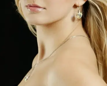 Why Stylish People Everywhere Are Carrying the Loewe Flamenco Bag This Season