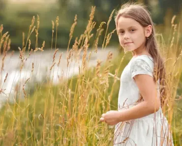 11 Girl Names That Feel Like Summer Breeze