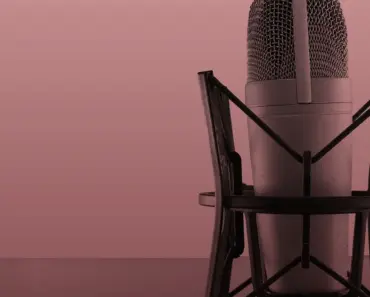 Mike Holmes Urges Homeowners To Think Twice About This Flooring In The Kitchen