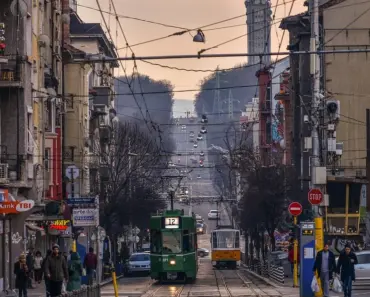 Sofia Richie Grainge Just Wore 5 Iconic It-Girl Accessories That Are Back in Style