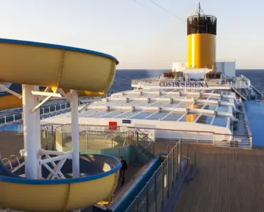 Selena Gomez’s $78 Free People Top Steals the Spotlight at Dinner with David Henrie