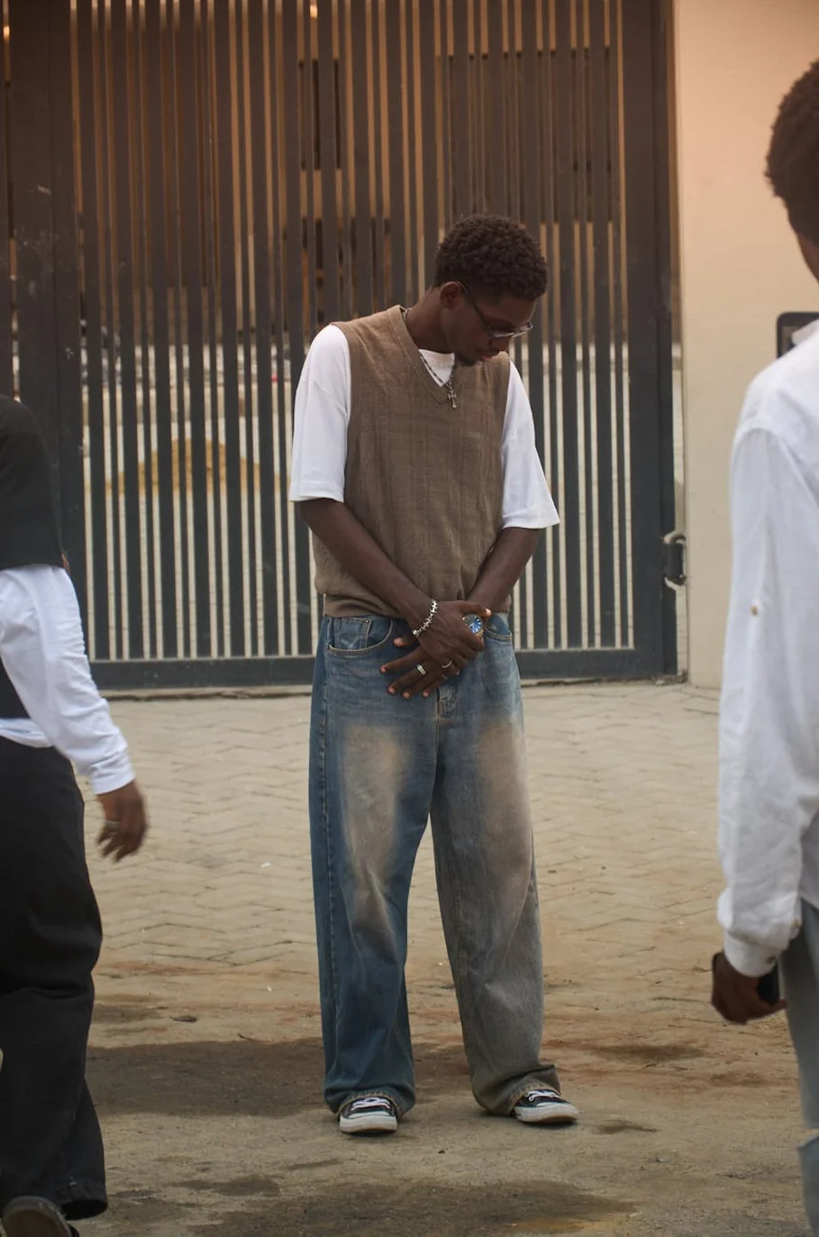 8 Shimmering Body Oil That Looks Expensive, Not Tacky Azuloz Highlight