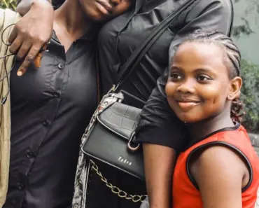 Charlize Theron Just Wore the 5 Flatest Shoe Trends of 2026 That Are About to Take Over…