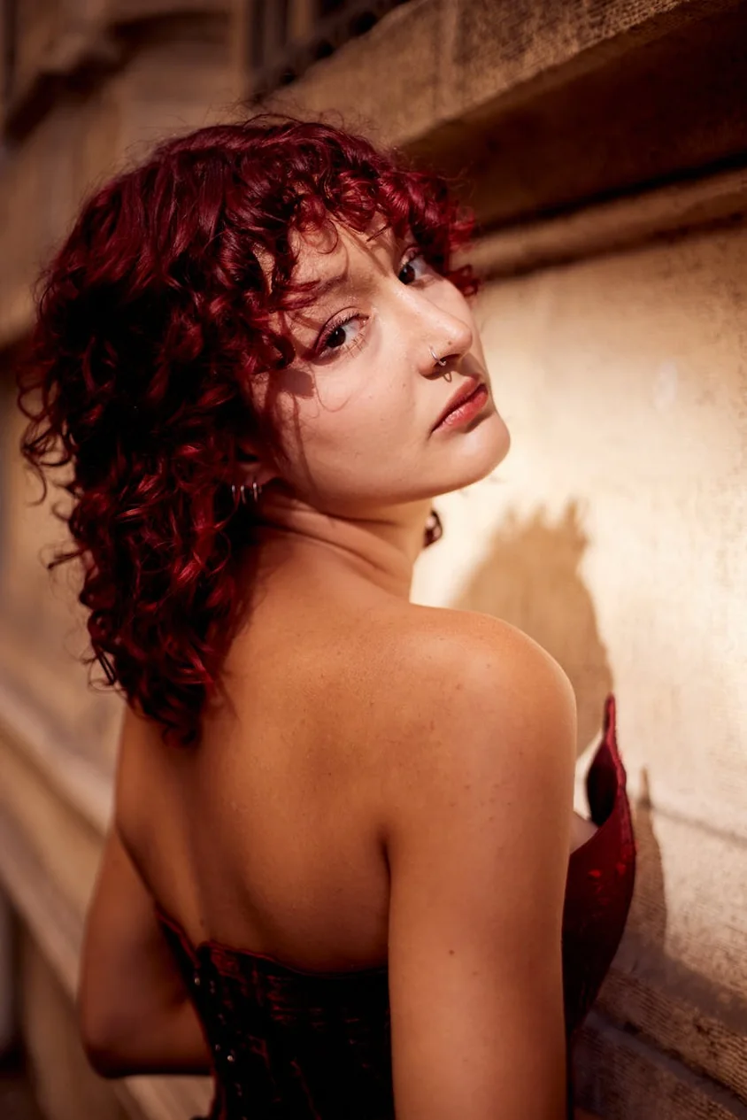 Alex Cooper and Alix Earle’s Feud Timeline, for Everyone Highly Confused Azuloz Highlight