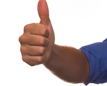 Signs You’re Afraid to Accept Love Due to Ultra-Independence and How to Overcome