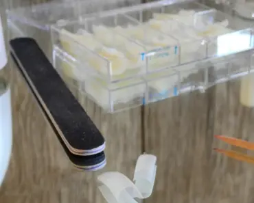 “13 Matcha French Tip Nail Trends Taking Over the Summer Beauty Scene”