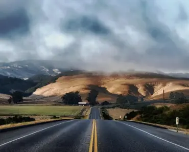 13 Ways to Welcome Spring with Light Colors and Soft Lines