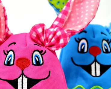 DIY Easter Decorations Done in Minutes!