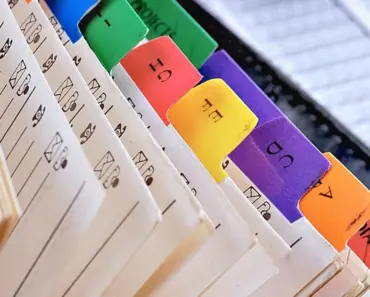 12 Spring Beauty Resolutions Approved by a Seasoned Editor