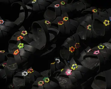 7 Elegant Flip Flop Outfits to Wear This Summer