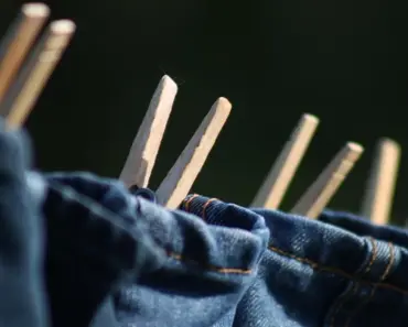 7 Times to Wash Your Curtains (Laundry Pro Says!)