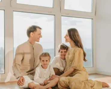 13 Inspiring Ways People Surprisingly Met and Started Dating Online