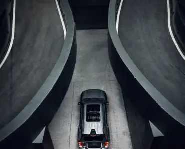 13 Chic Minimal Dress Trends That Define Sophisticated Style for 2026