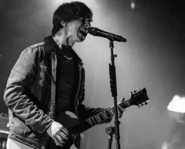 Josh Hutcherson Reveals the Reason He Isn’t a Taylor Swift Fan Despite Facing Backlash…