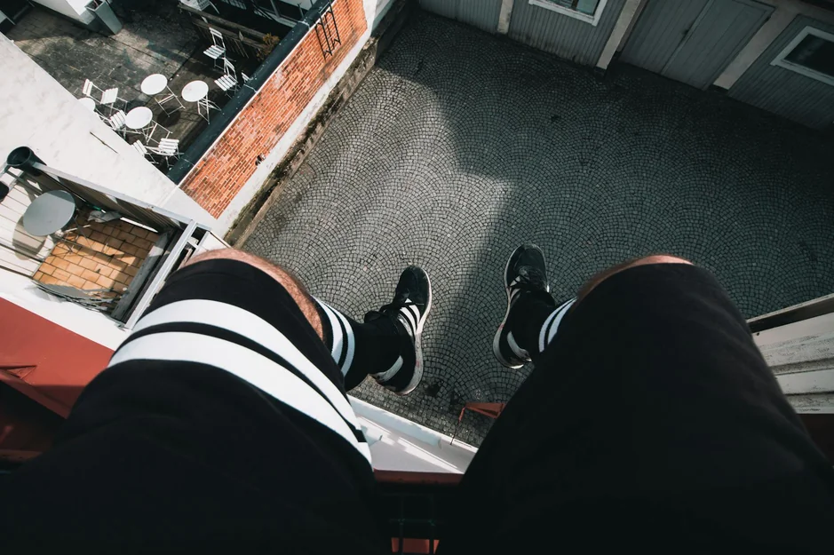 Walmart's 'High-End' Patio Chairs Are 'So Appealing To The Eye And Comfortable' Azuloz Highlight