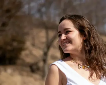 31 Pretty and Creative Craft Room Ideas