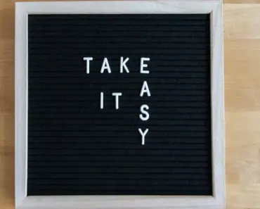 The Easy Way to Glaze Paint Furniture