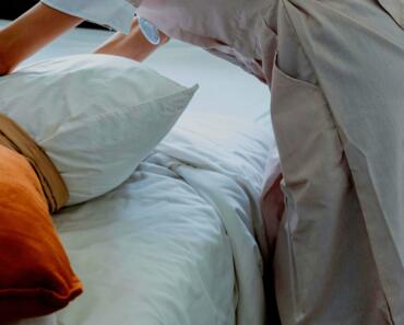Keep Your Room Neat: A 15-Minute Daily Cleaning Routine