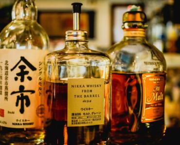 Japanese Old Fashioned: A Step-by-Step Recipe with Suntory Hibiki Whisky Japanese Old Fashioned: A Step-by-Step Recipe with Suntory Hibiki Whisky