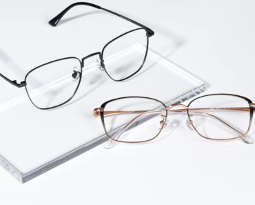 Optical Fashions: Your Guide to Eyeconic Discounts, Insurance, and Lens Options