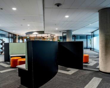 10 Creative Office Design Ideas for Business to Transform Your Workspace