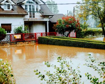 Flooded Kitchen? Compare the Top Causes of Water Damage