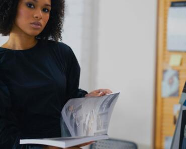 How to Become a Fashion Journalist: Your Step-by-Step Guide