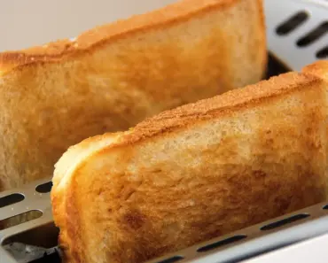 9 Homemade Toaster Strudels with Nutella