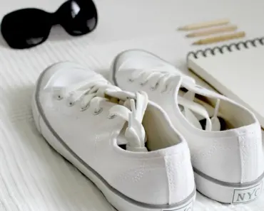 5 Summer Trends to Wear With Sneakers 5 Summer Trends to Wear With Sneakers