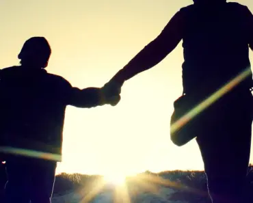11 Fun Things To Do For Mother’s Day She’ll Love!