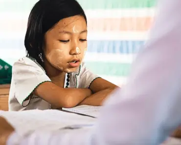 5 Ways to Teach Kids to Read the Room & Situational Awareness