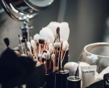 7 Best Makeup Kits for Tweens in 2026