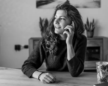 7 Ways Underconsumption Defines Core Minimalism at Home