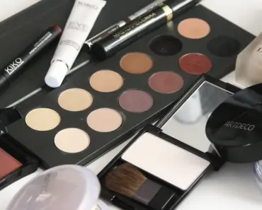 9 Best Skincare Products, Tools & Pro Treatments
