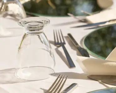 13 Costco Glass Garden Decor Pieces That Look Expensive