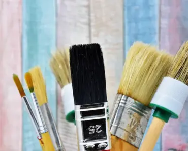7 Honest Reviews of Best LED Hair Brushes