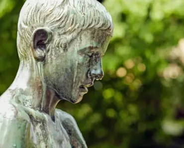 3 Reasons I Didn’t Realise I Needed Therapy for Grief 3 Reasons I Didn’t Realise I Needed Therapy for Grief