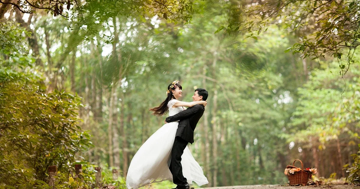 5 Ways Moms Need To Be Meaner To Husbands moms meaner to husbands
