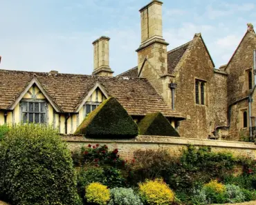 English Garden Design Ideas to Create Cottage Charm English Garden Design Ideas to Create Cottage Charm