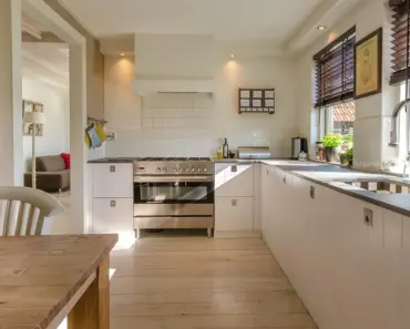 5 Smart Ways to Organize Tall Kitchen Cabinets