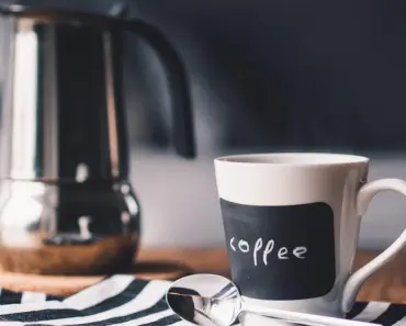 Turn 3 IKEA Bread Baskets Into a Stylish Coffee Table