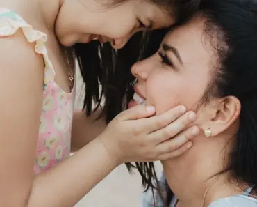 SavvyMom’s 5 Parenting Trends to Embrace in 2026