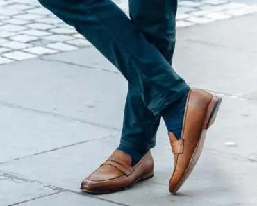Best Shoes to Wear With Long Shorts This Summer