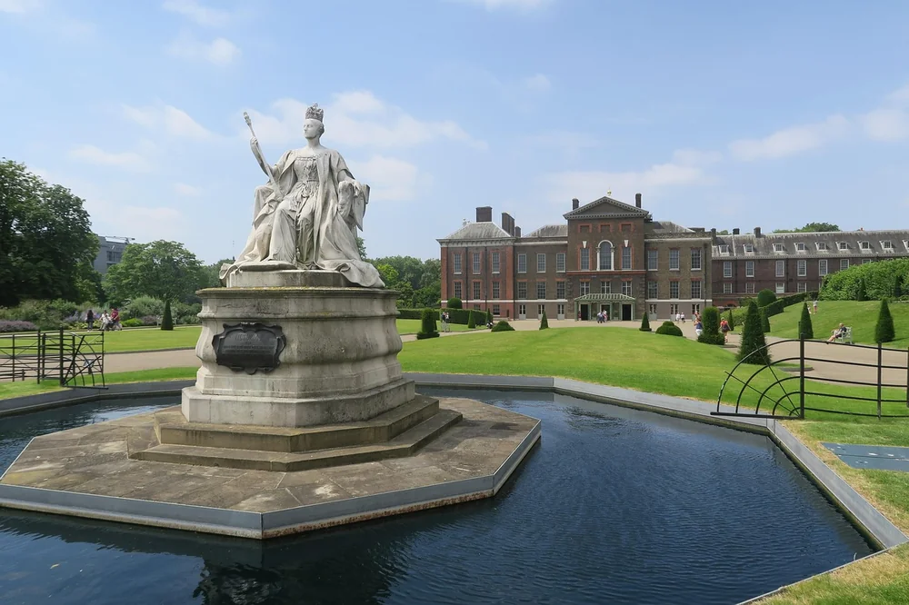 Princess Diana's Little Known Point of Contention Unveiled Inspiration for Diana hated london