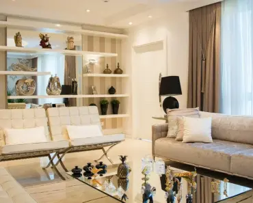 7 Living Room Trends Designers Say Are Fading