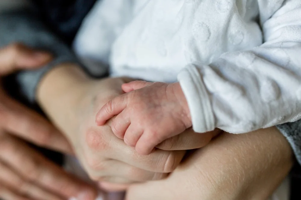 Millennial Trying to Teach Gentle Parenting Has People Losing It Gentle parenting generational conflict - a real-world example