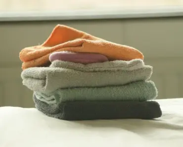 Declutter, Define, Discard: 7 Easy Home Organization Tips