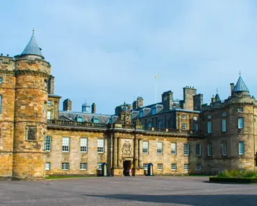 Queen Elizabeth II’s Top-Secret Holyroodhouse Apartments